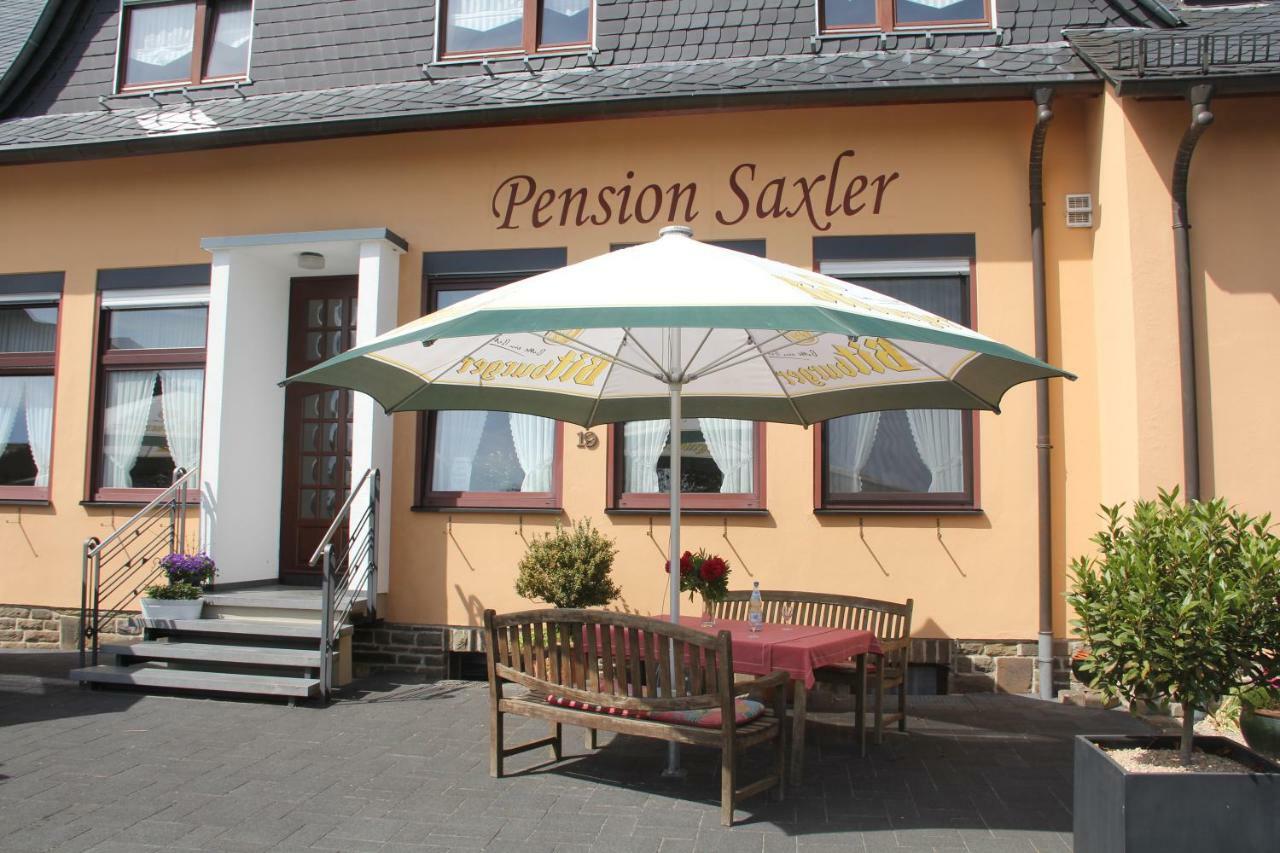 Pension-Saxler Neichen Buitenkant foto
